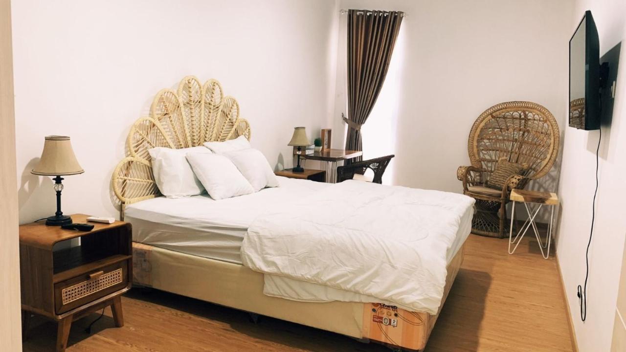 Villa Tjokro Yogyakarta Exteriör bild